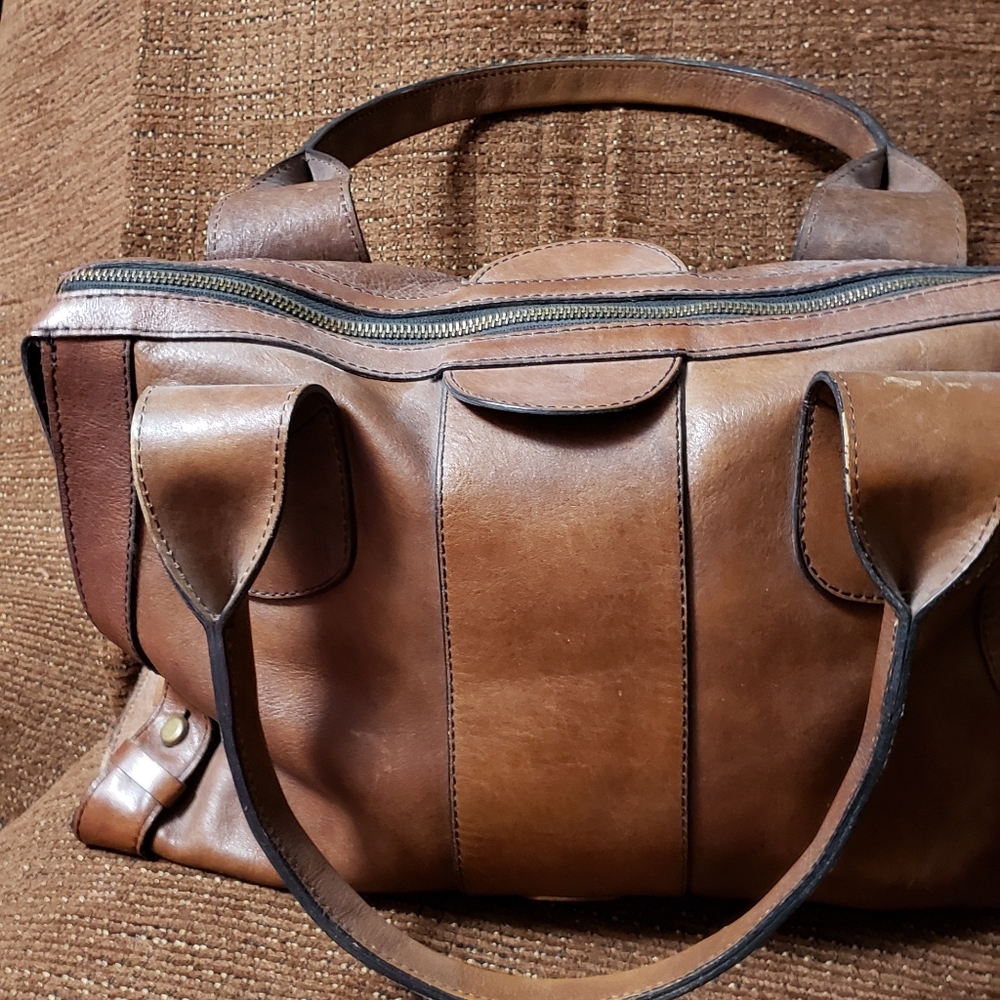 Fossil leather shoulder bag